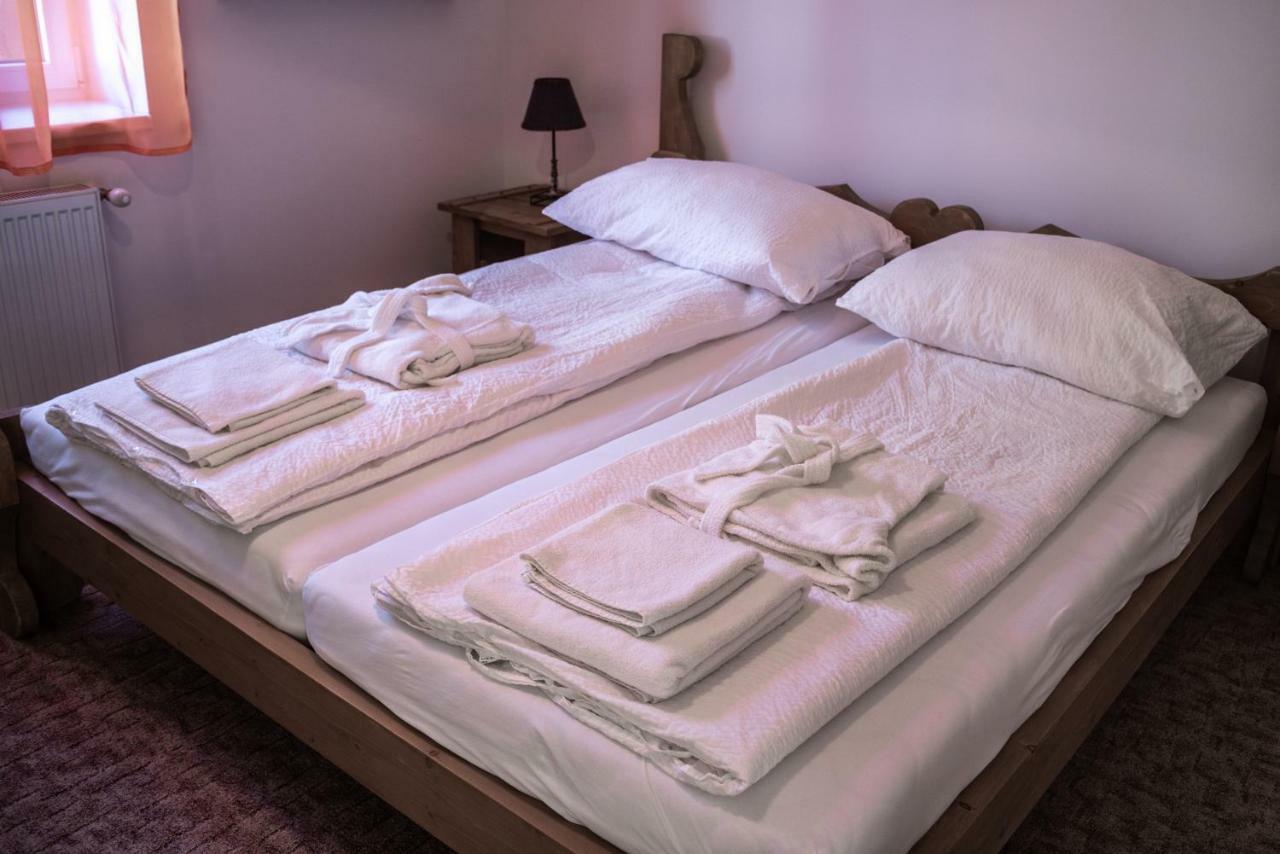 Bed and Breakfast Szabolcs Vezer Panzio Экстерьер фото
