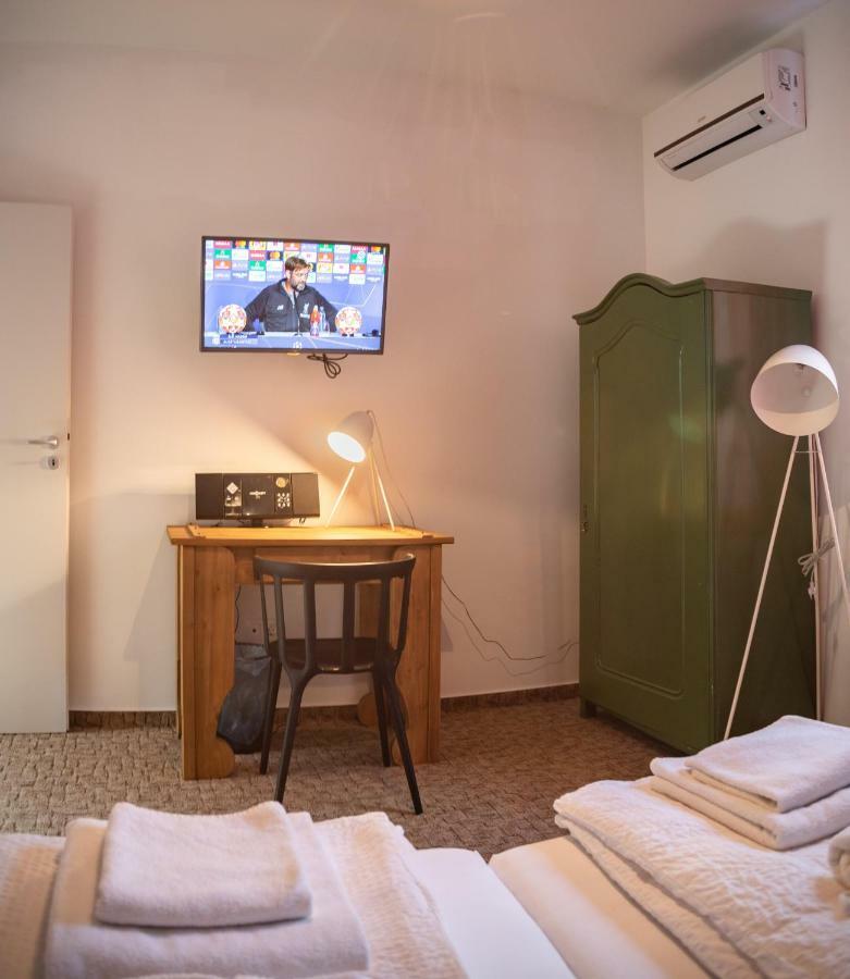 Bed and Breakfast Szabolcs Vezer Panzio Экстерьер фото