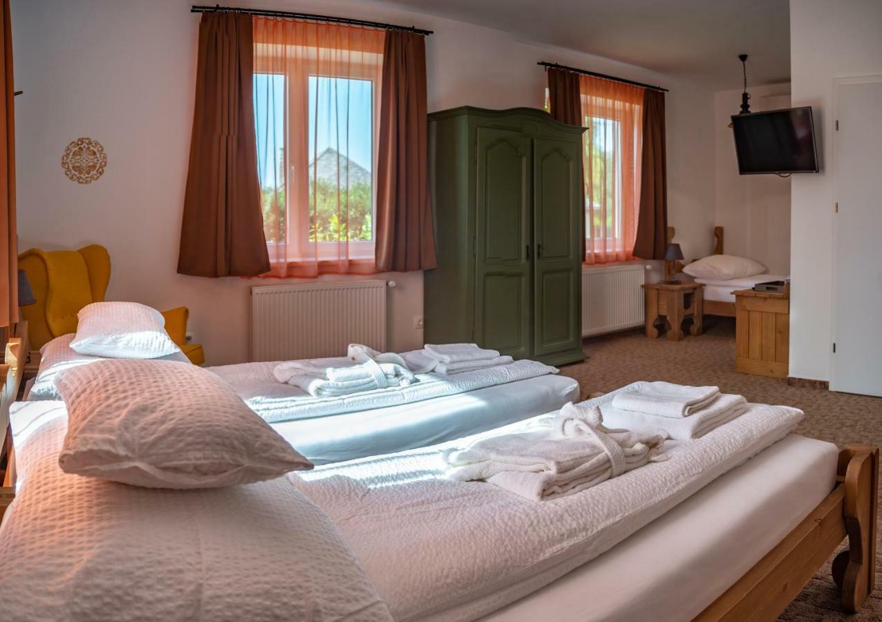 Bed and Breakfast Szabolcs Vezer Panzio Экстерьер фото